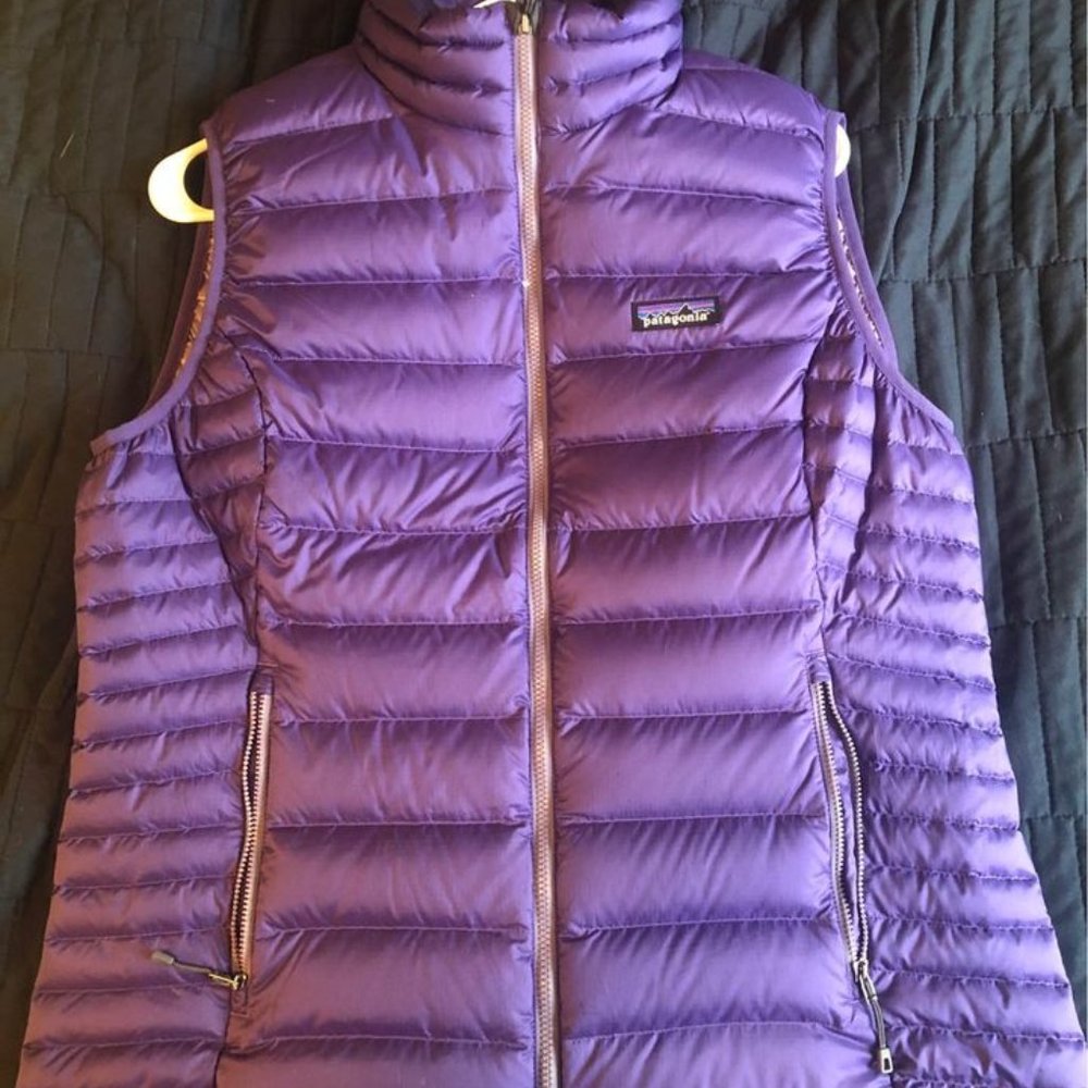 Patagonia L Purple Down Vest